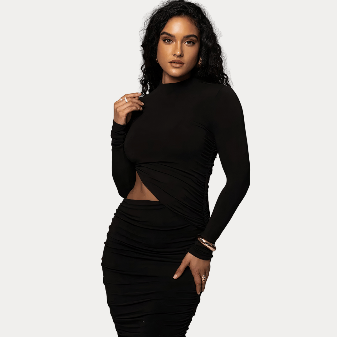 ABITO ATTILLATO CON MANICA LUNGA