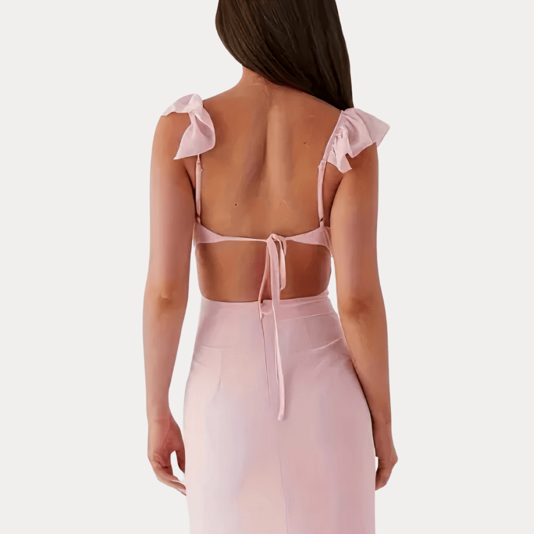 ABITO LUNGO CON SCOLLO A V ARRICCIATO