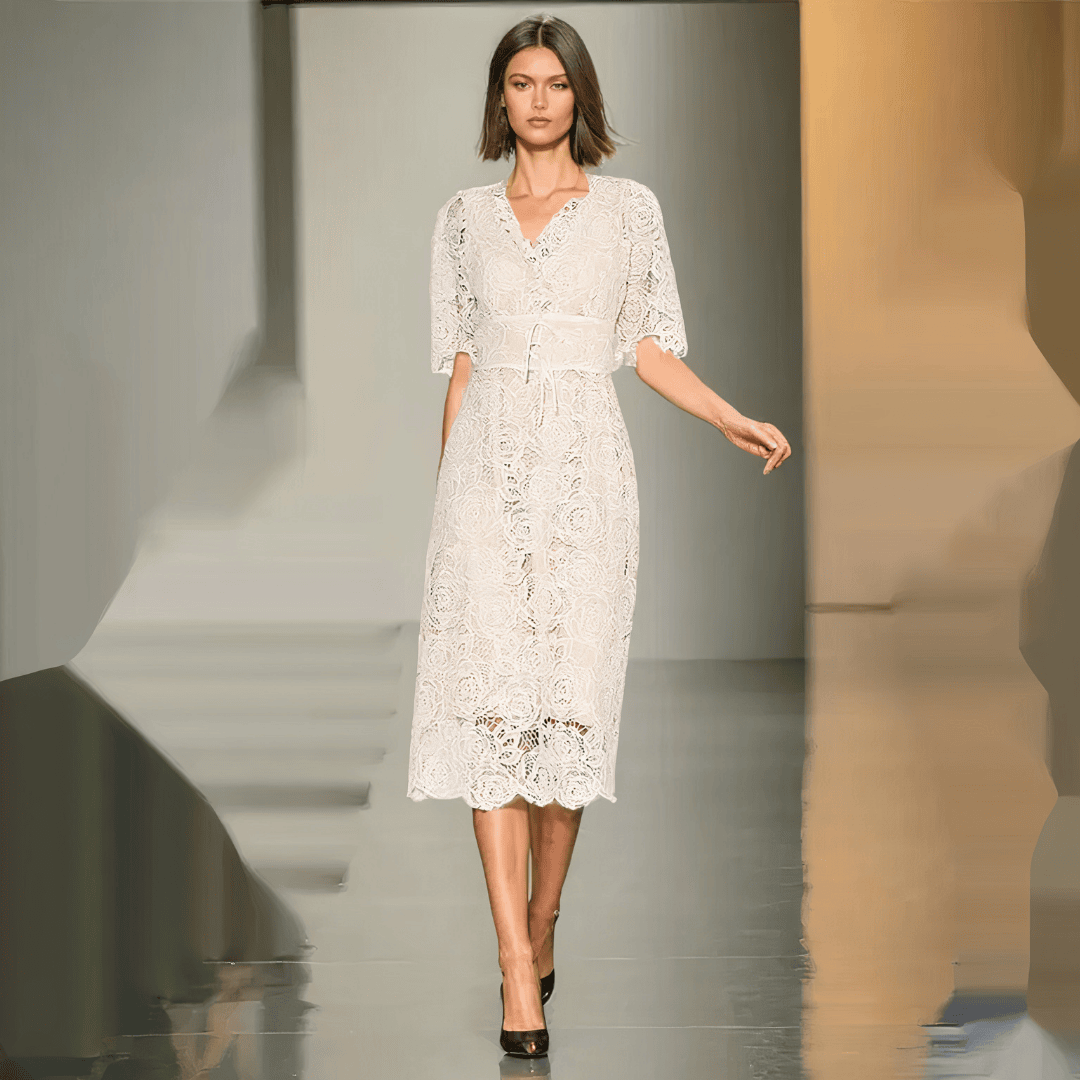 ABITO IN PIZZO RICAMATO