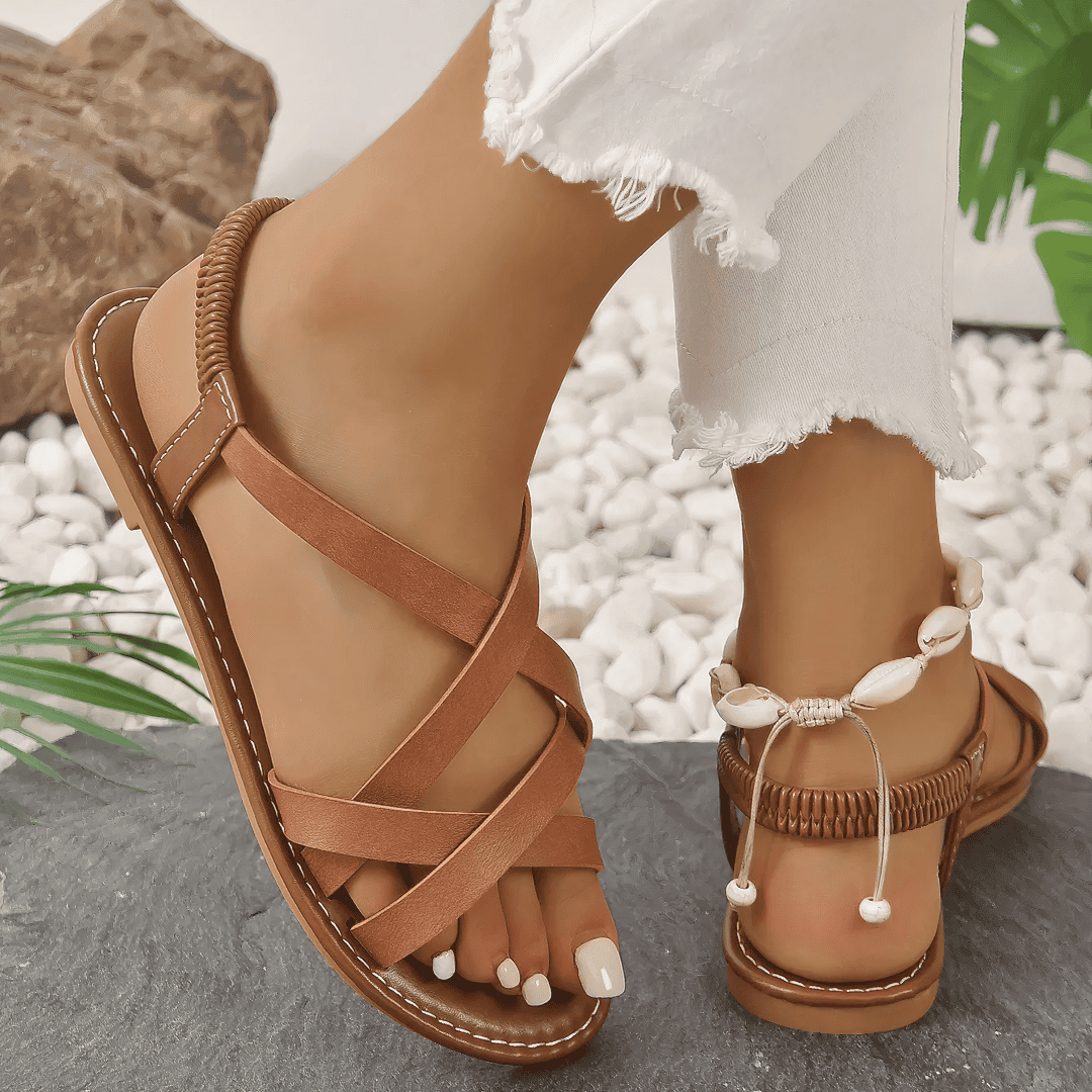 SANDALI CON CINTURINO INCROCIATO