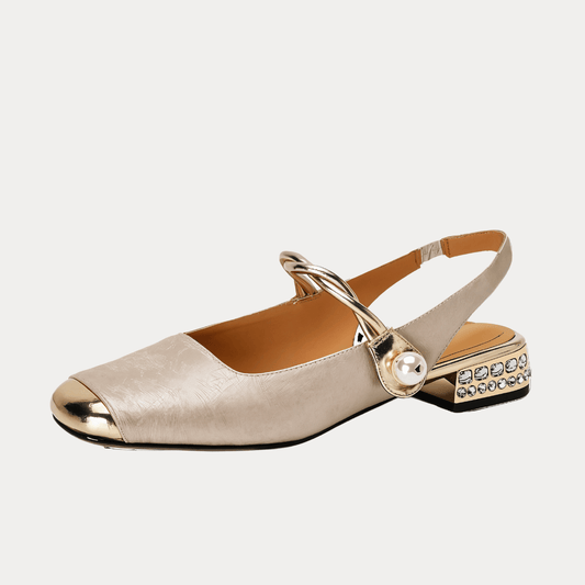 SANDALI IN PELLE CON RIFINITURE FLOREALI